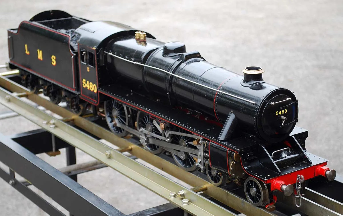 3 1/2 inch gauge Black 5