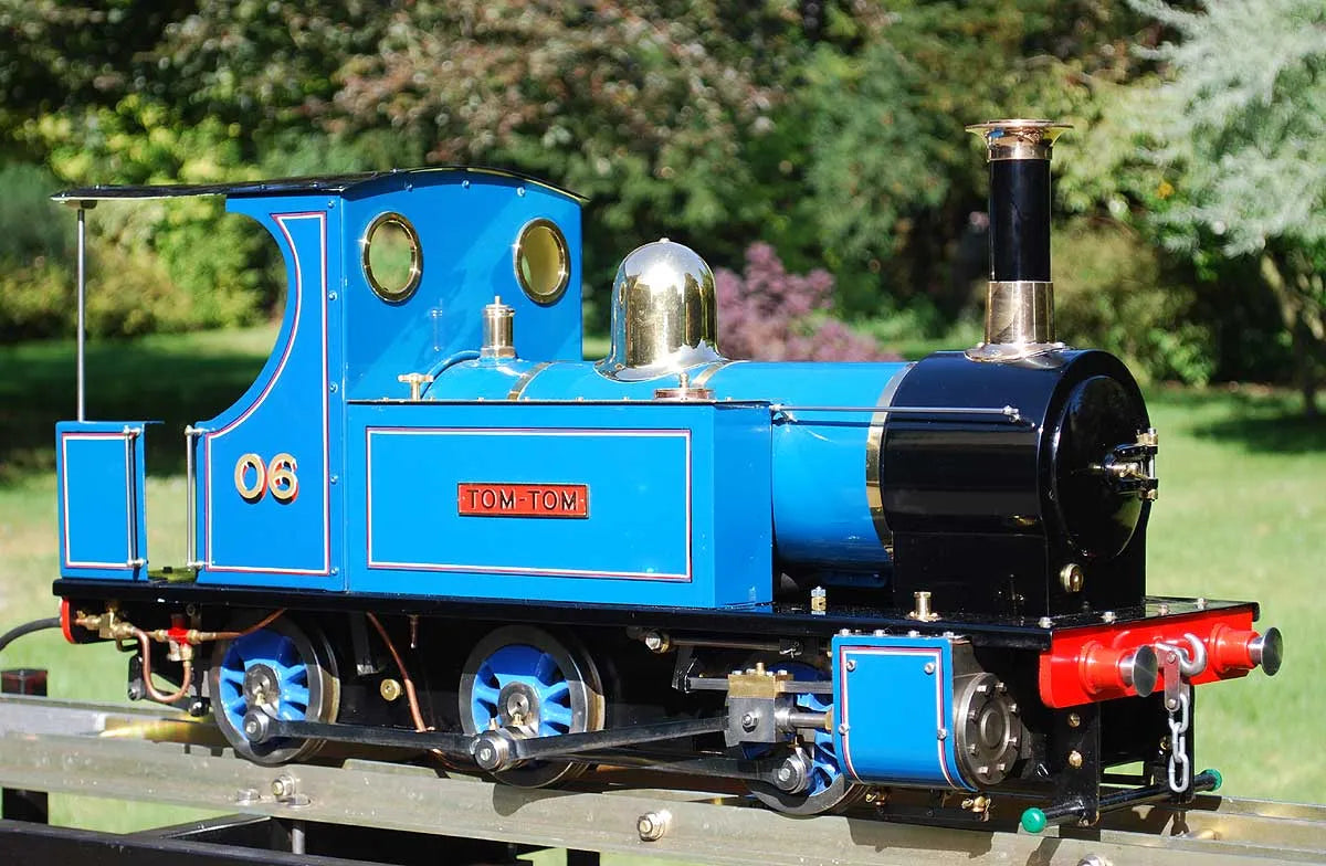 5 inch gauge Polly III with driving truck
