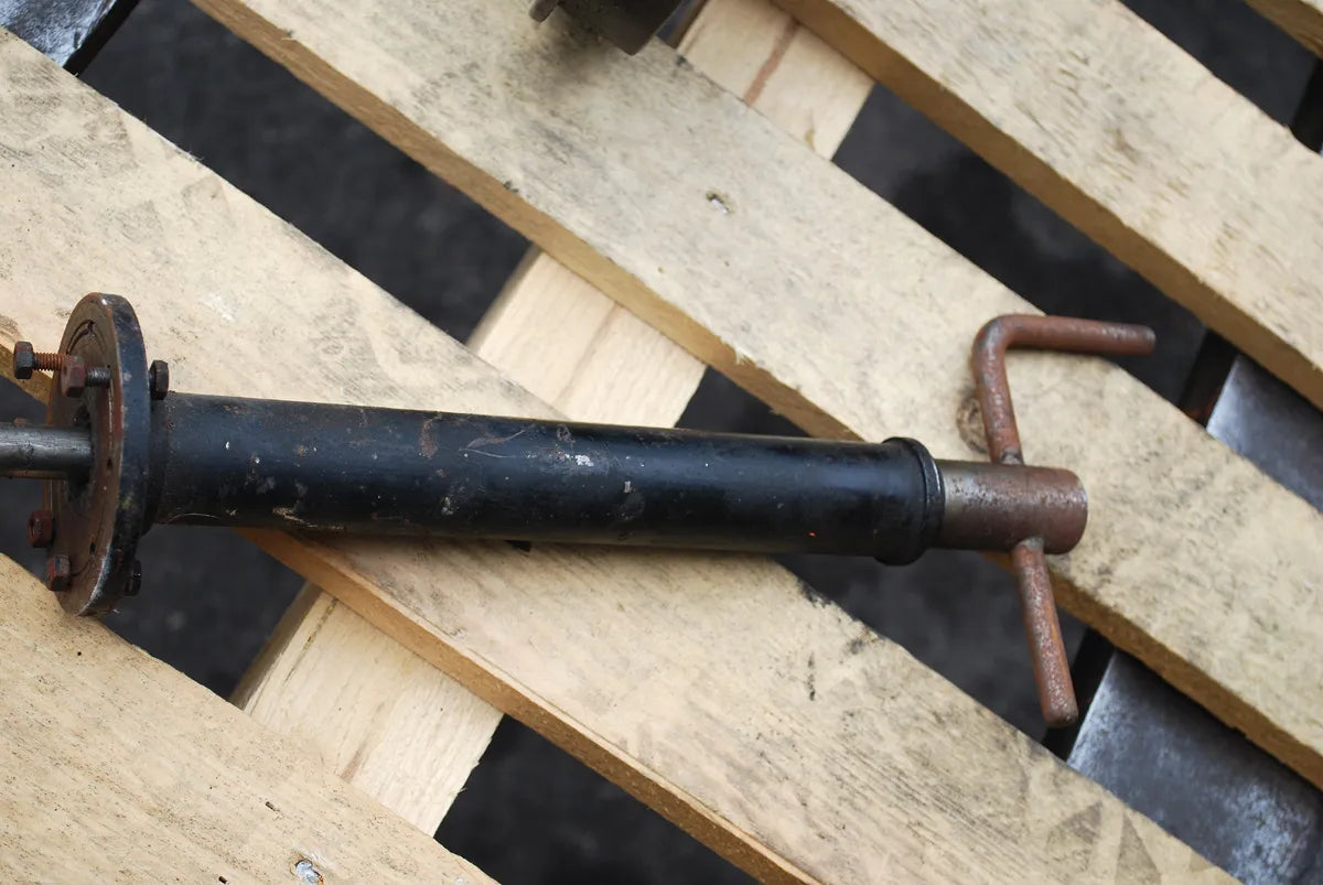Pair 7 1/4 inch gauge locomotive wheelsets & brake handle