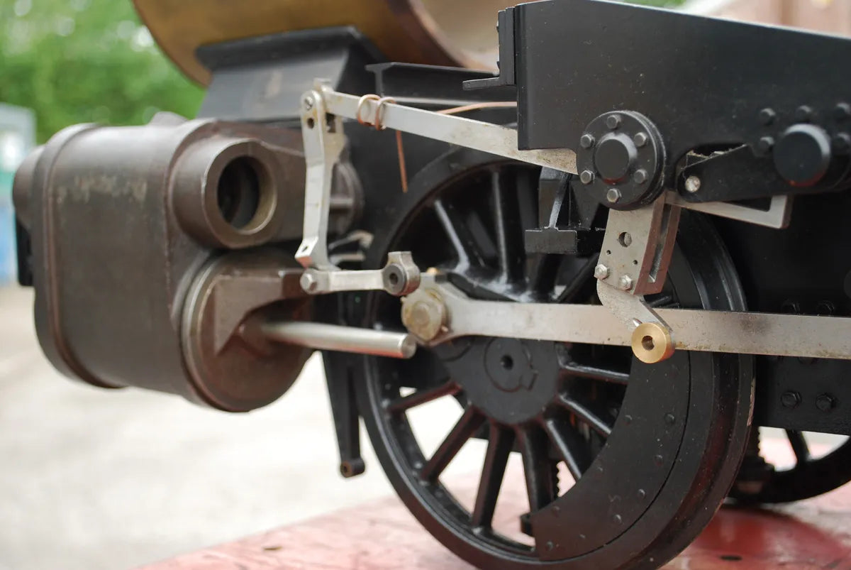 7 1/4 inch gauge part-built GWR 15xx