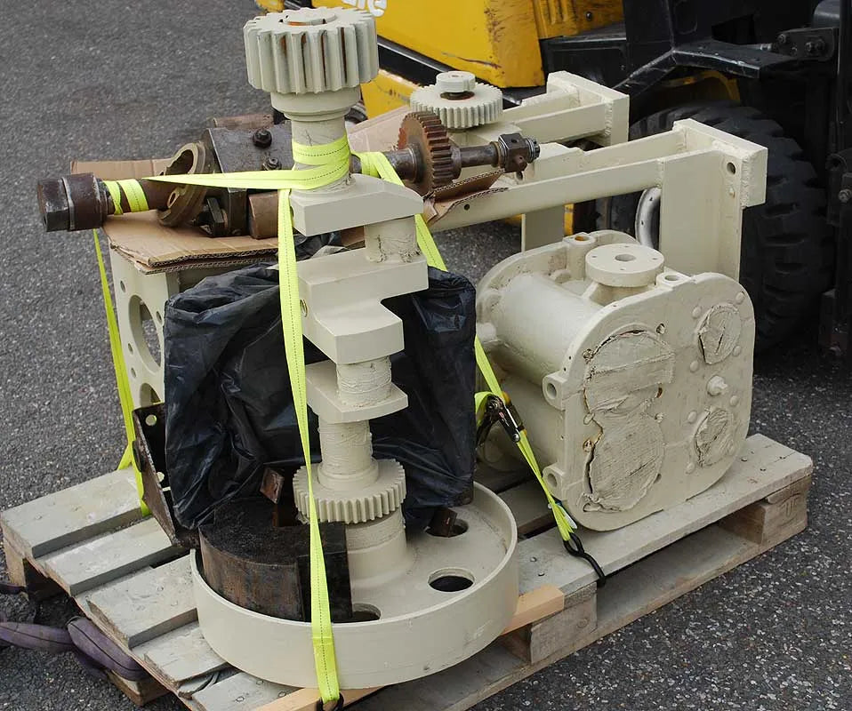6 x 8 vertical twin cylinder piston valve engine