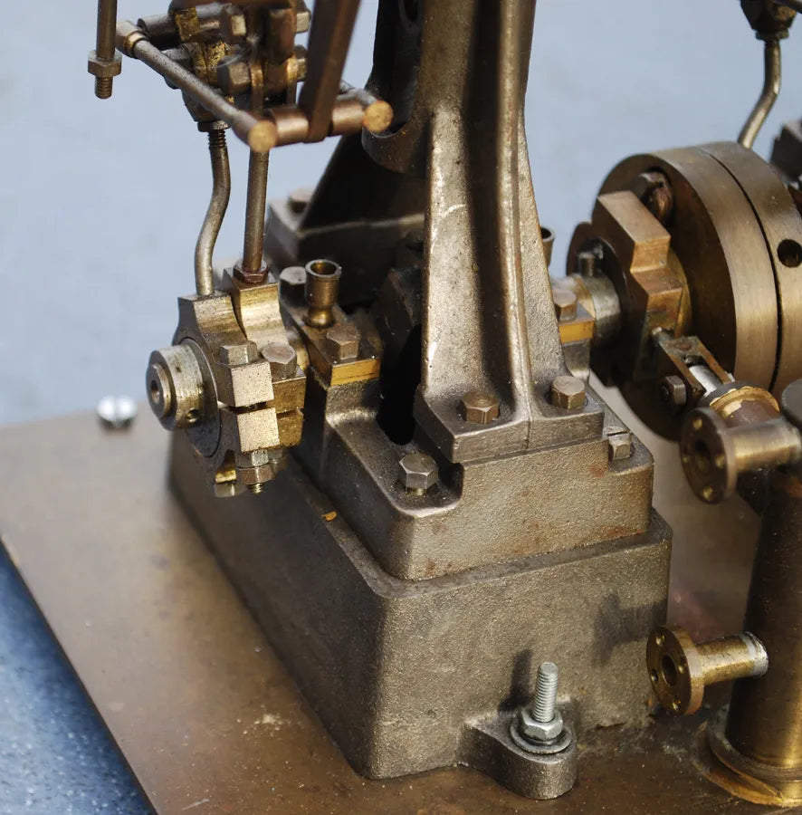 Pair Stuart 10V coupled engines