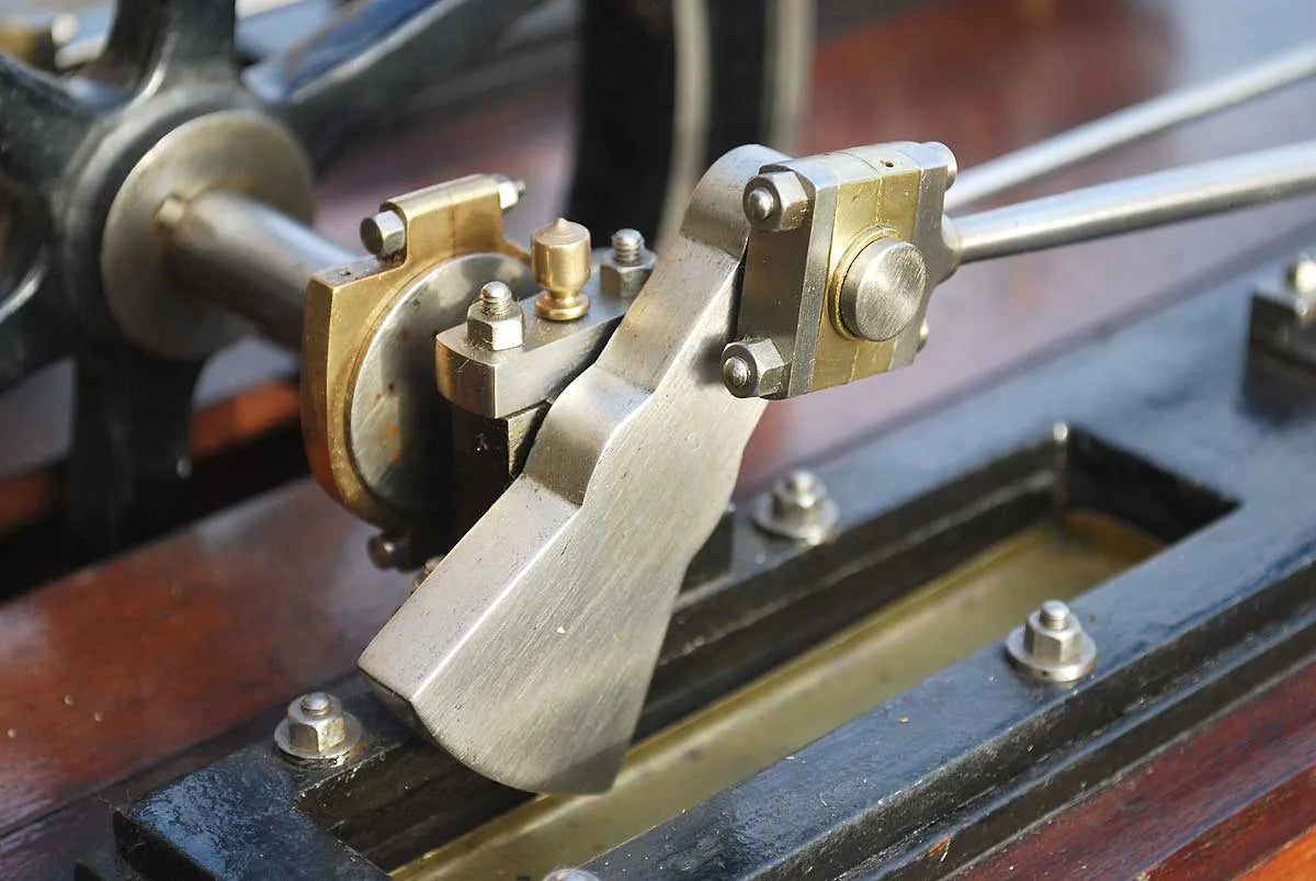 Twin cylinder mill engine