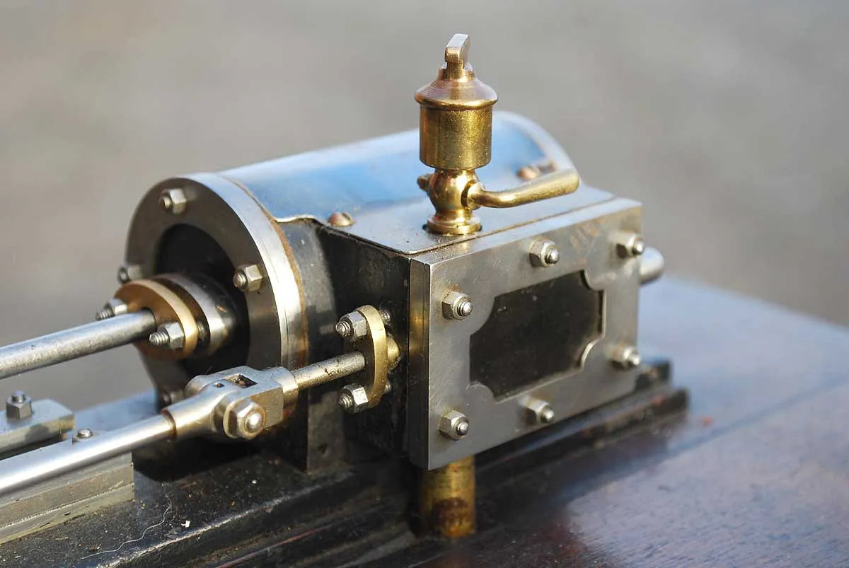 Twin cylinder mill engine