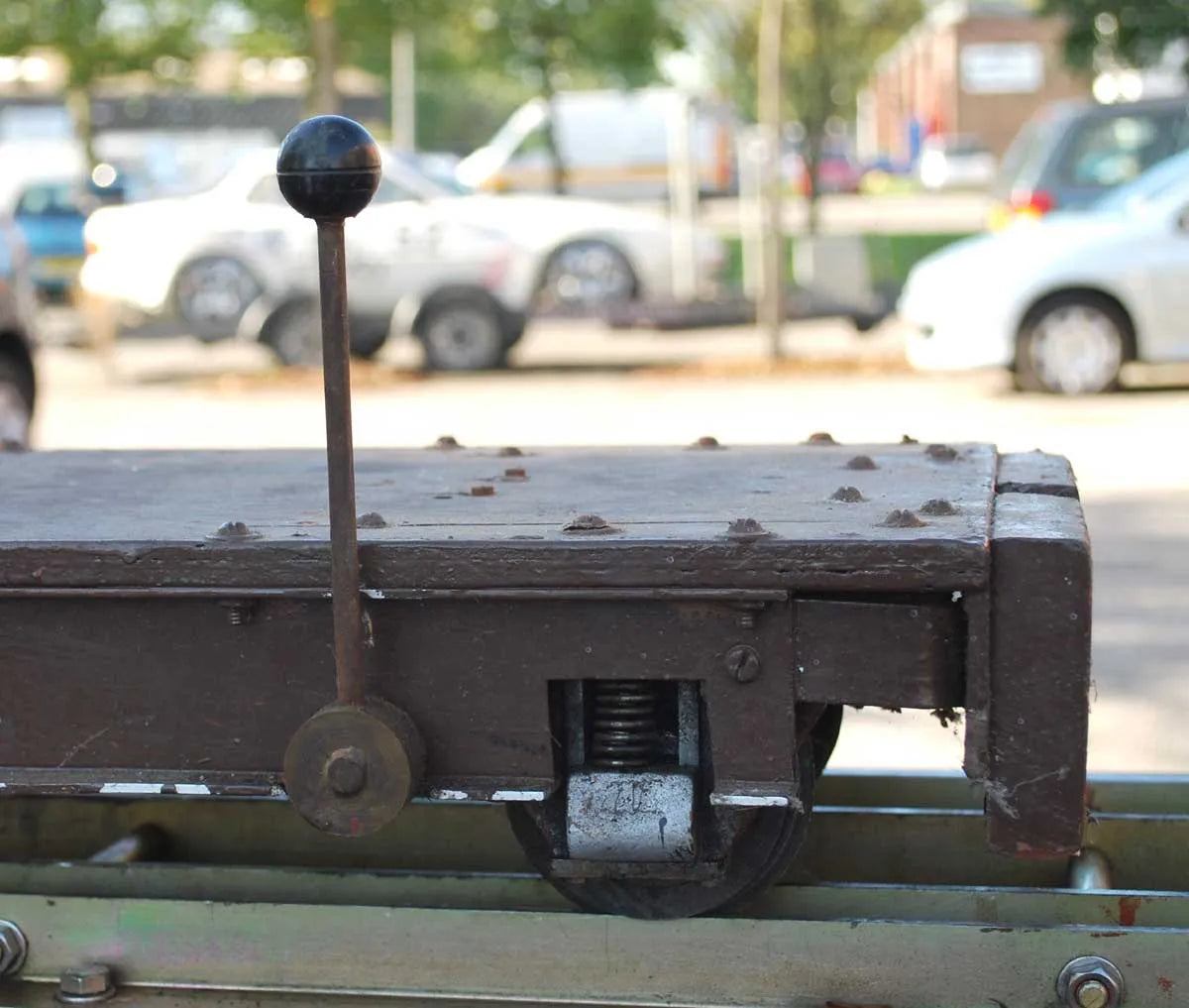 5 inch gauge brown driving truck base