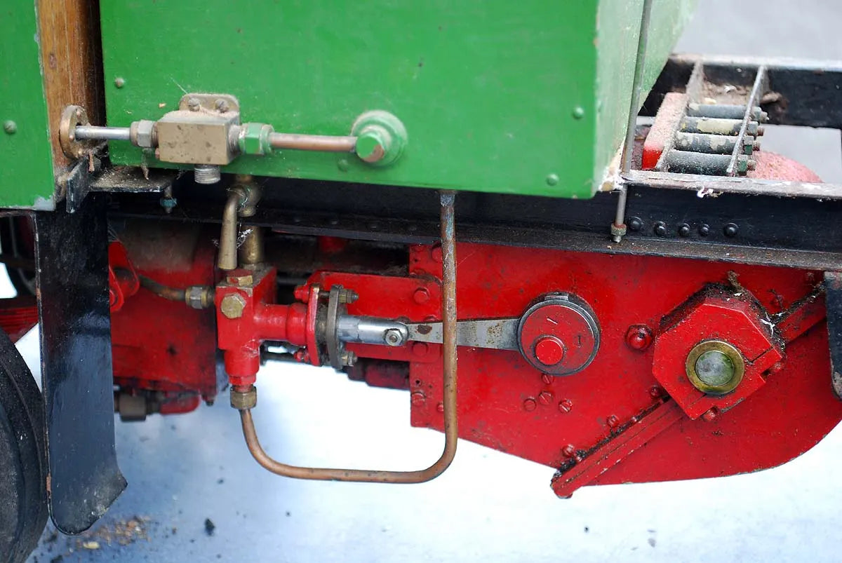 2 inch scale Clayton steam wagon for restoration
