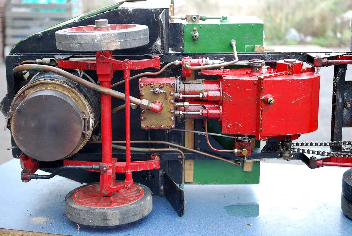 2 inch scale Clayton steam wagon for restoration