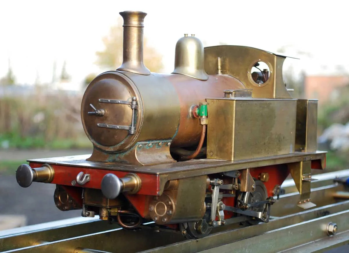 3 1/2 inch gauge large-boilered "Tich" 0-4-0T