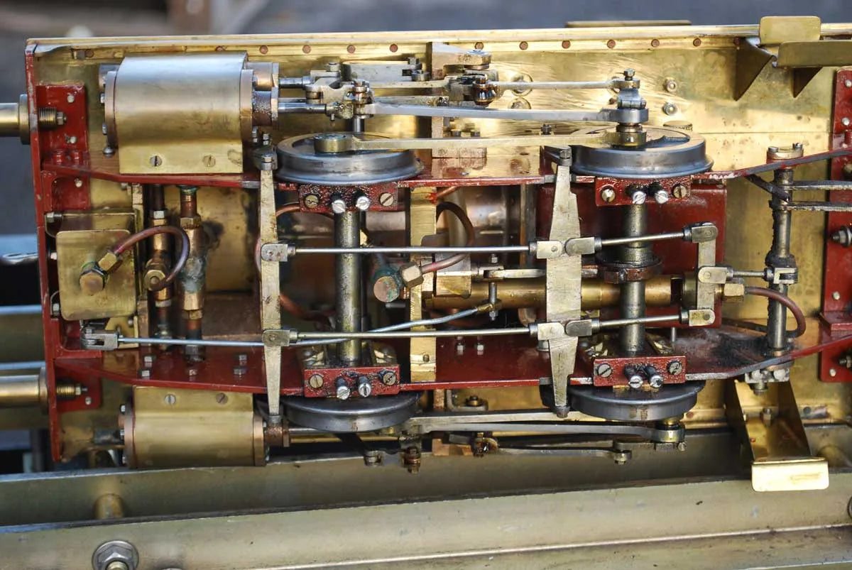 3 1/2 inch gauge large-boilered "Tich" 0-4-0T