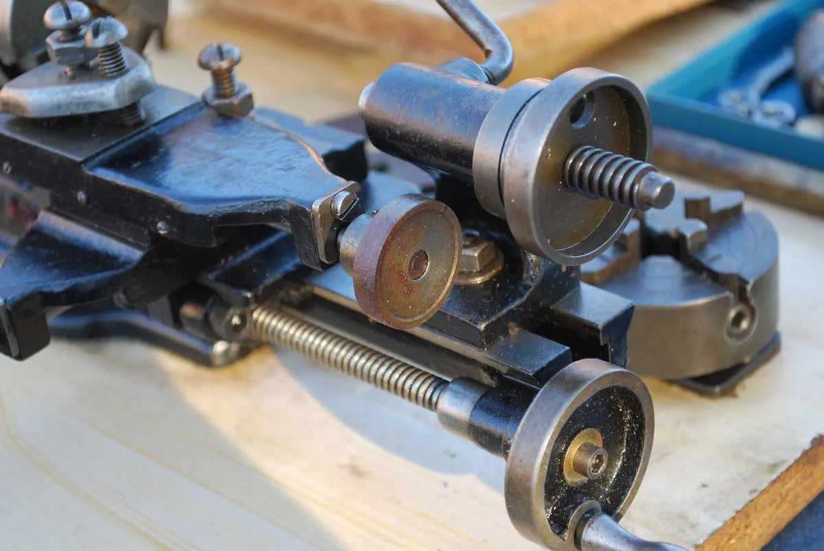 "Adept" lathe
