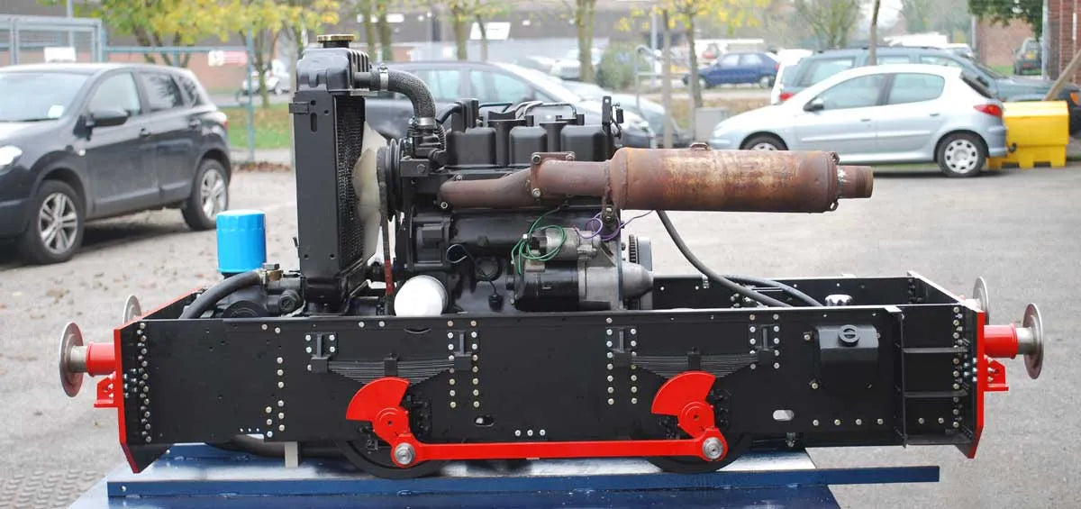10 1/4 inch gauge diesel shunter