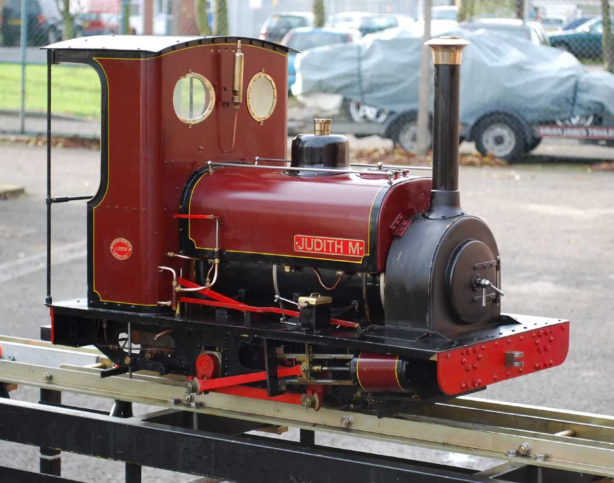 5 inch gauge Hunslet 0-4-0ST