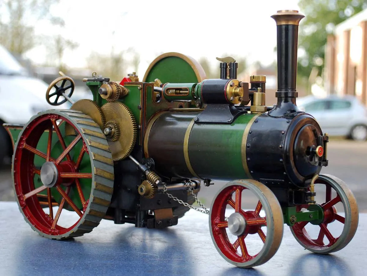 3/4 inch scale Bassett Lowke traction engine