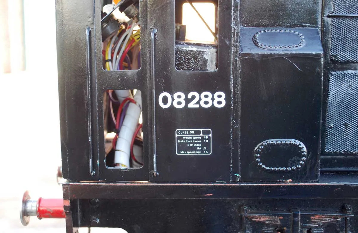 5 inch gauge Class 08 shunter