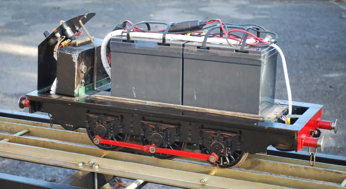 5 inch gauge Class 08 shunter