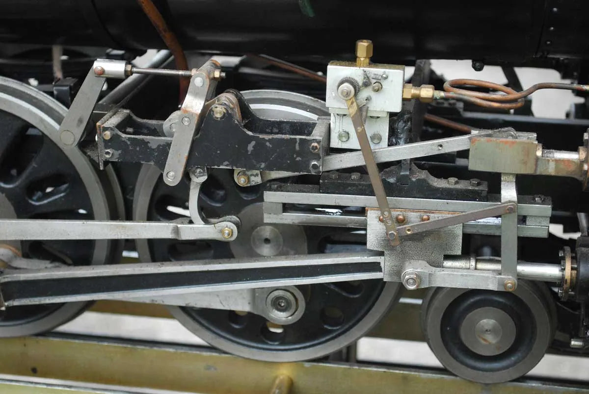 5 inch gauge 4-8-2 "Mohawk"