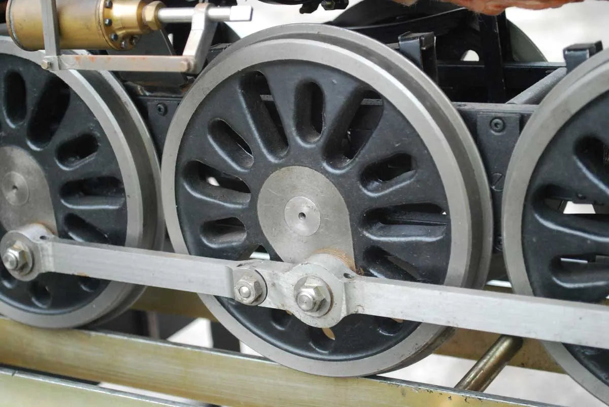 5 inch gauge 4-8-2 "Mohawk"
