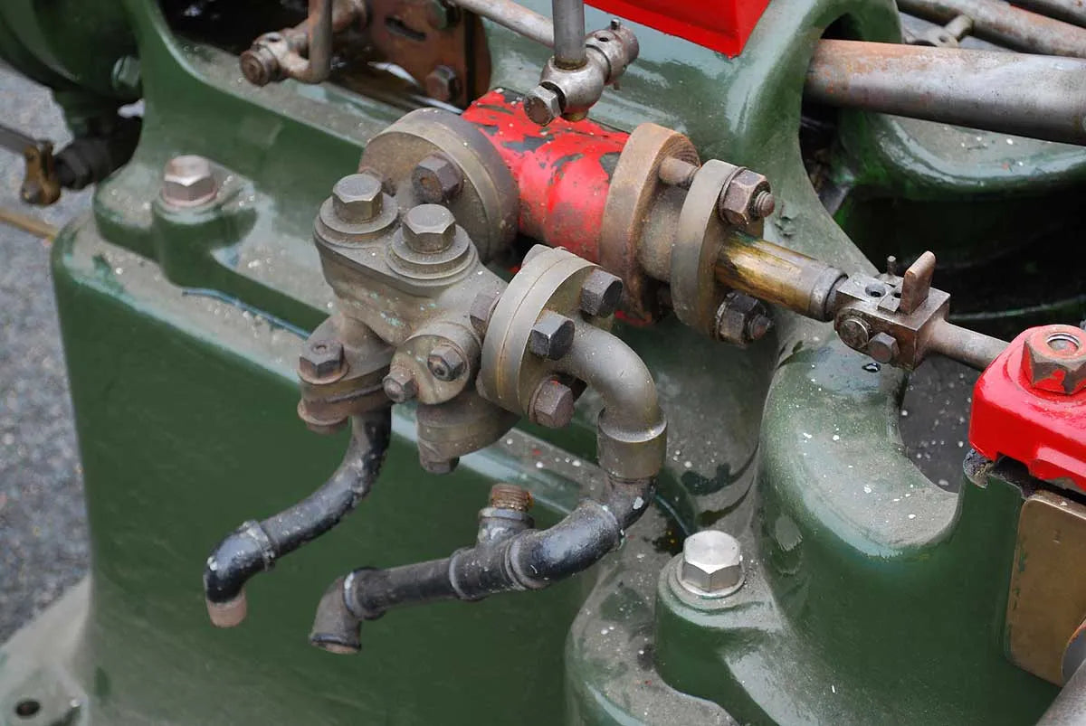 Marshall horizontal stationary engine