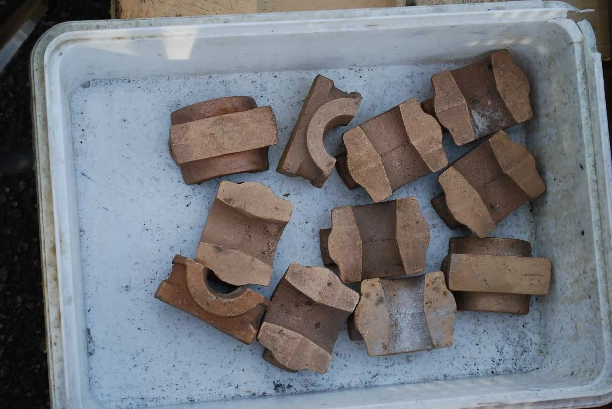 Quantity large vertical twin castings
