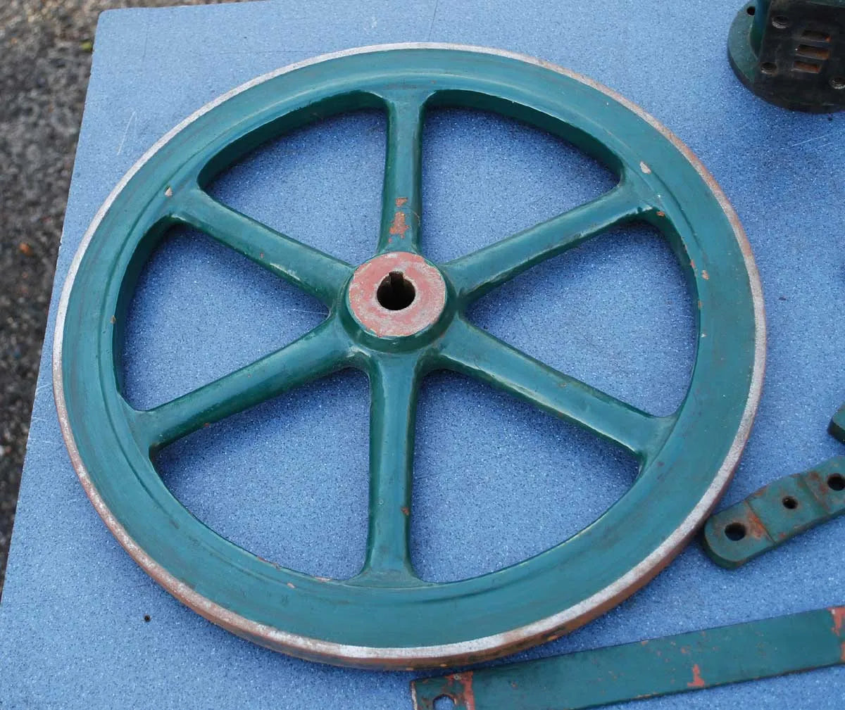 Parts for large inverted vertical engine