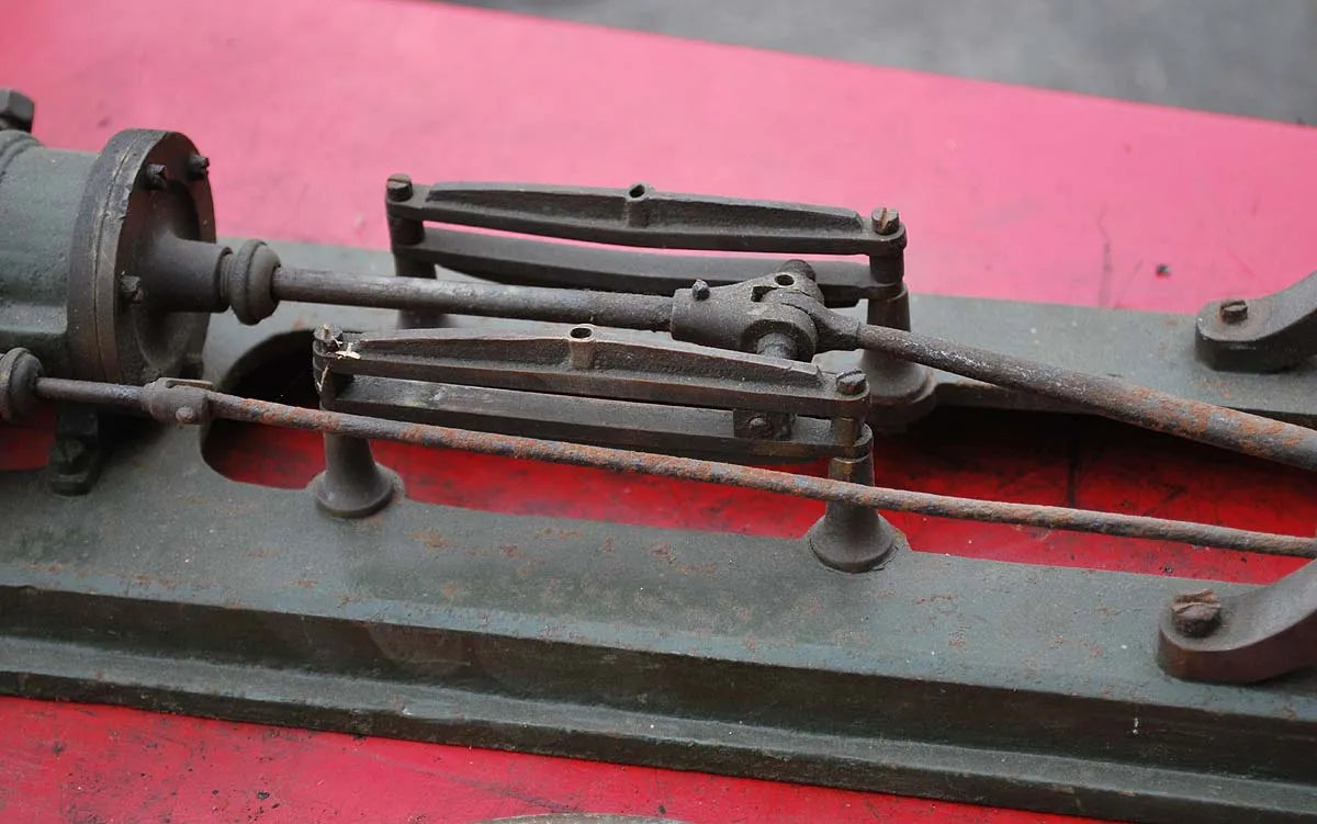 Old dismantled horizontal engine