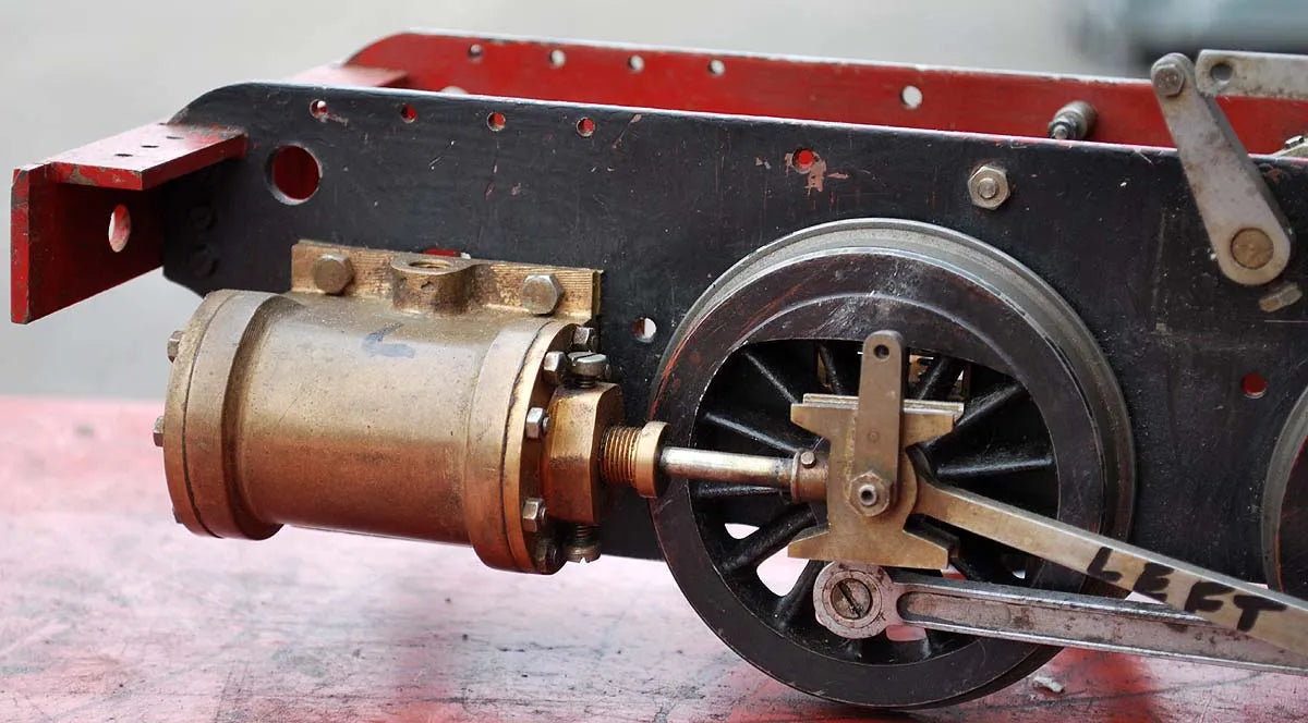 Pair part-built 3 1/2 inch gauge "Rob Roy"s