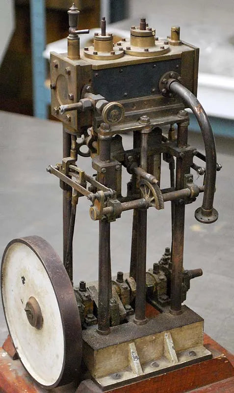 Vertical twin engine