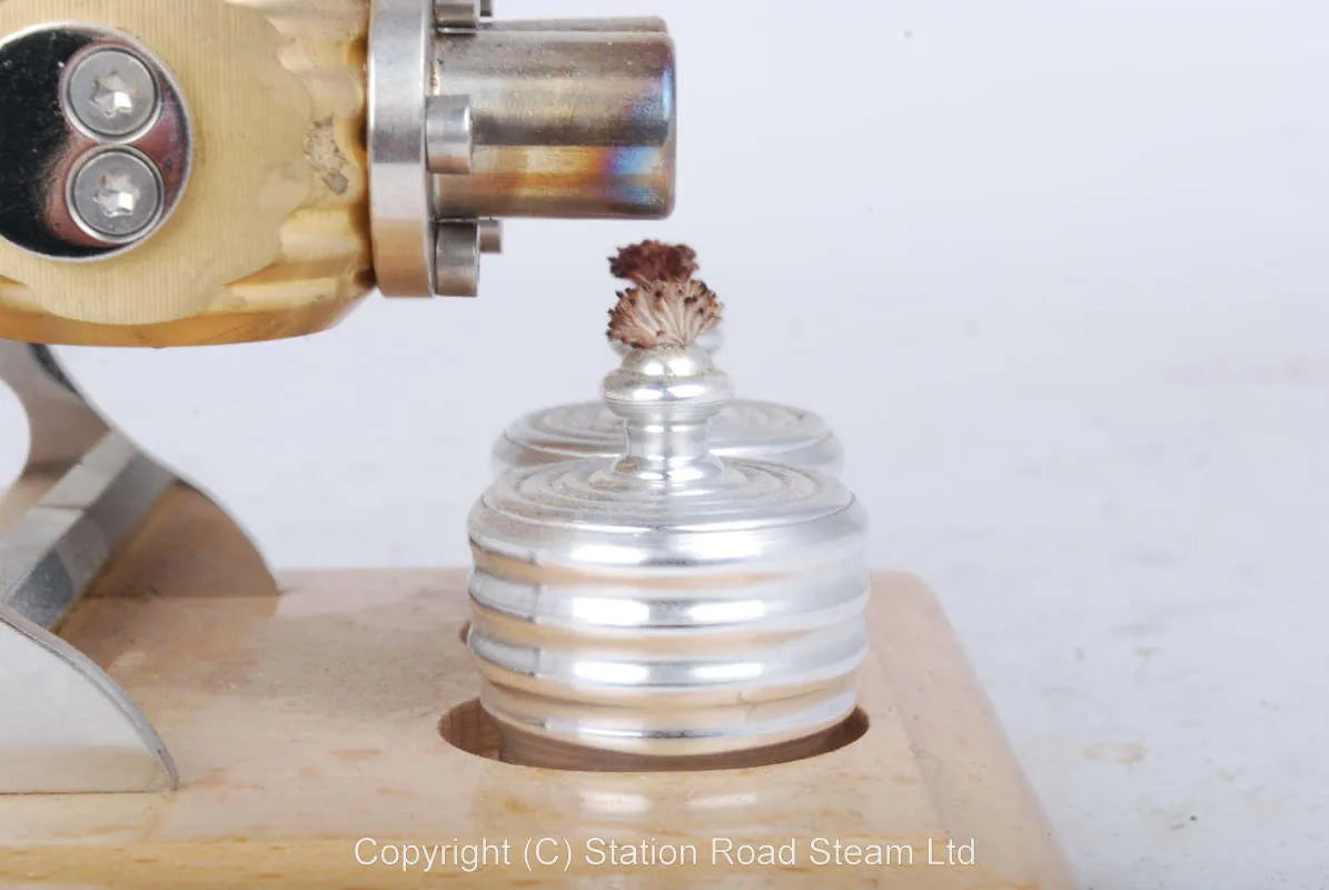 Bohm twin hot air engine