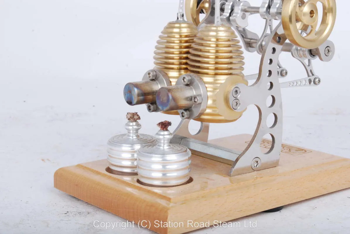 Bohm twin hot air engine