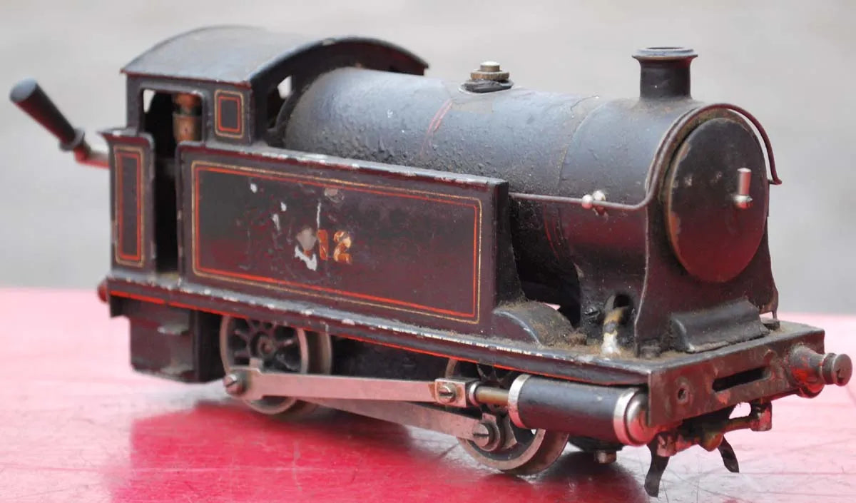 O-gauge spirit-fired 0-4-0 (black)