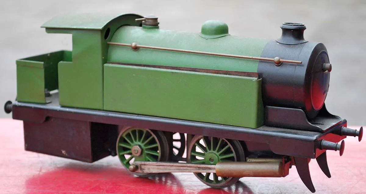 O-gauge spirit-fired 0-4-0 (green)
