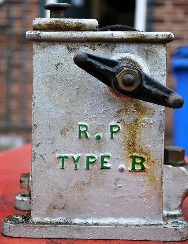 "RP" mechanical lubricator