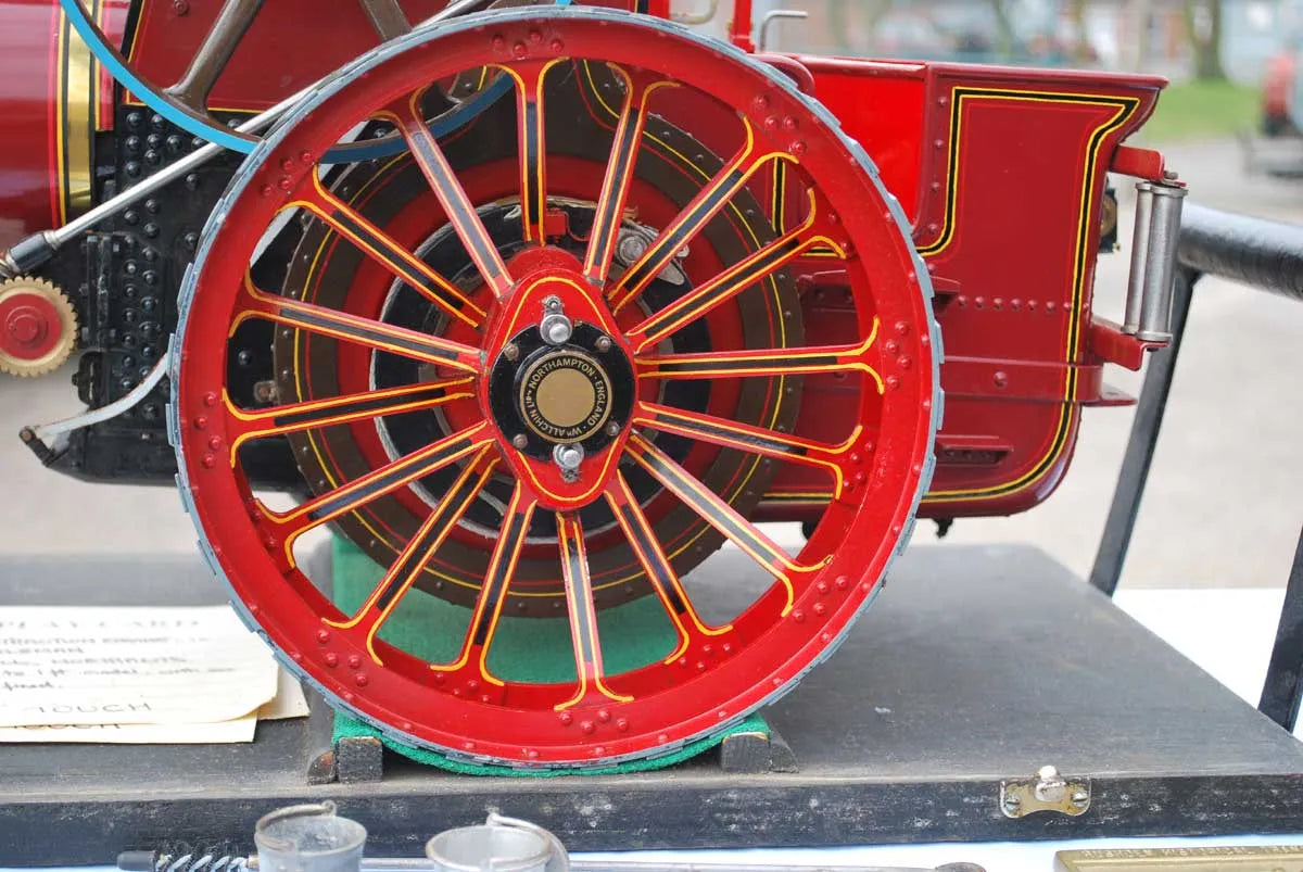 1 1/2 inch scale Allchin traction engine