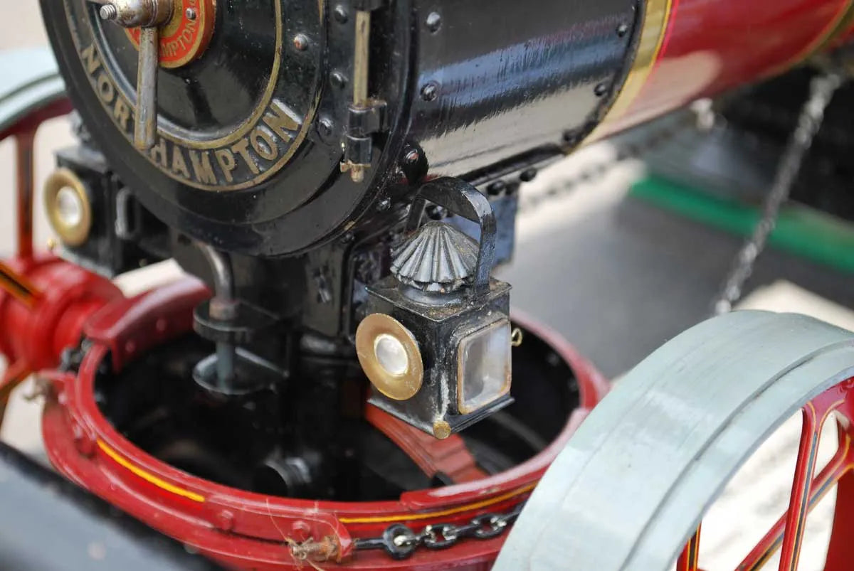 1 1/2 inch scale Allchin traction engine