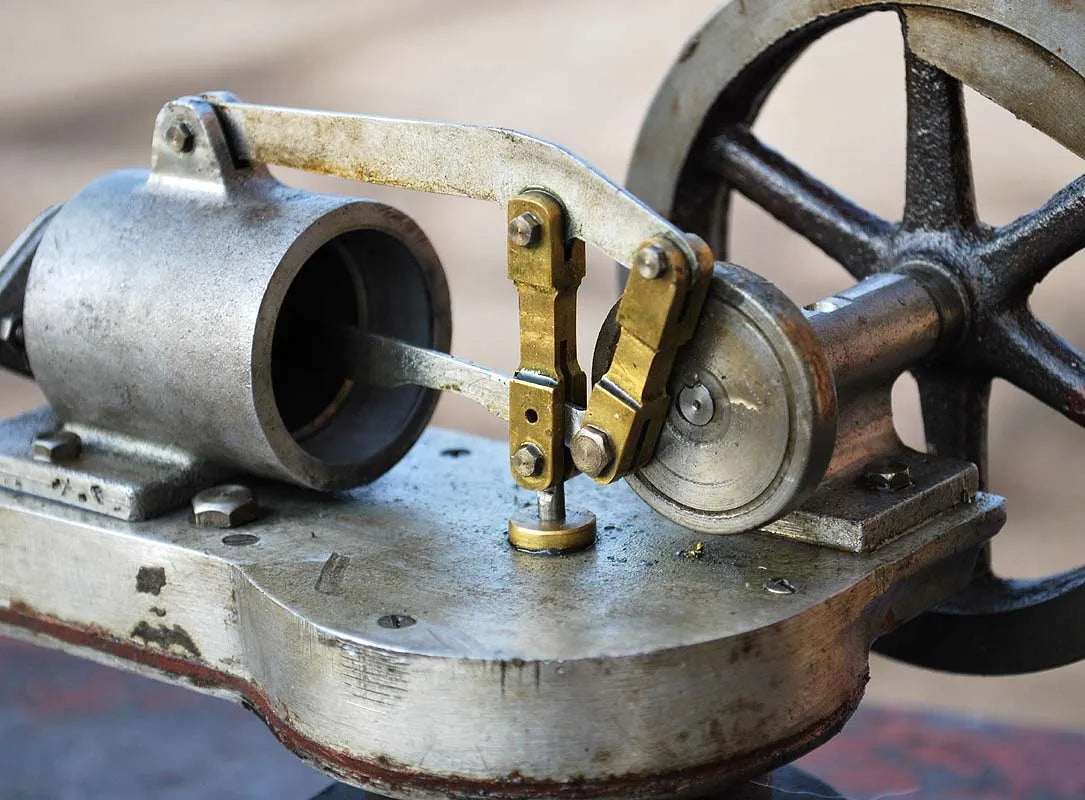 Robinson hot air engine