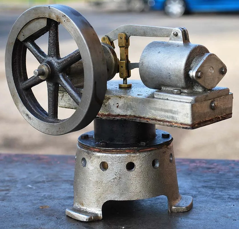 Robinson hot air engine