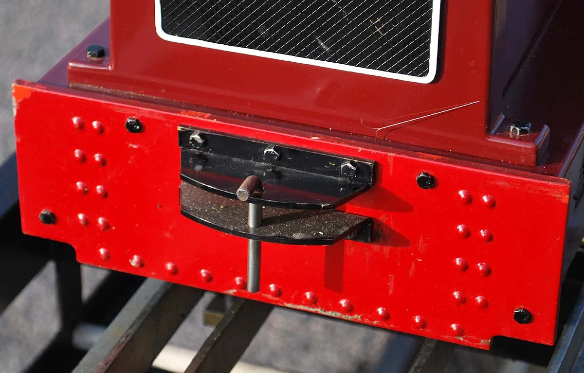5 inch gauge Maxitrak Ruston battery shunter