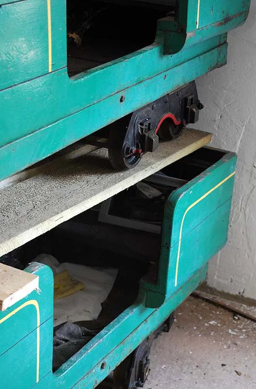 Pair 10 1/4 inch gauge coaches