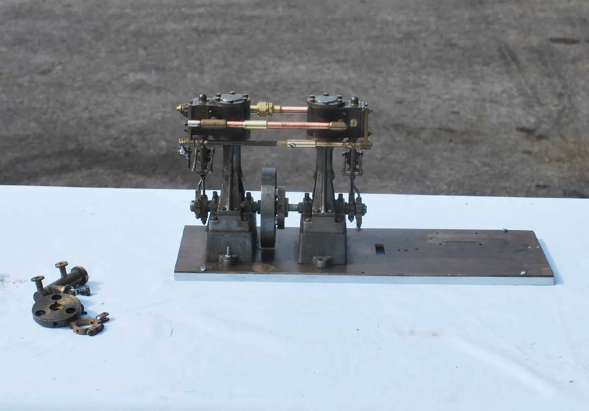 Pair coupled Stuart 10V engines