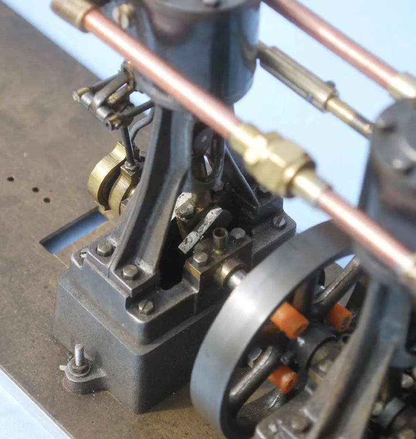Pair coupled Stuart 10V engines