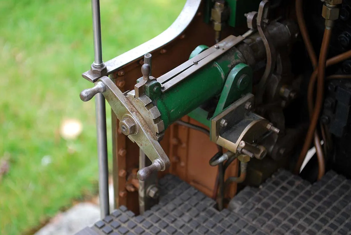 9 1/2 inch gauge LB&SCR Mogul