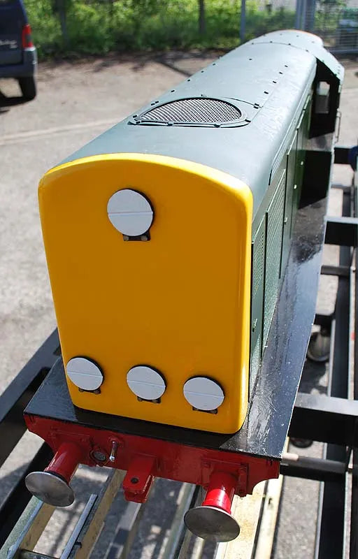 5 inch gauge Class 15 battery-electric