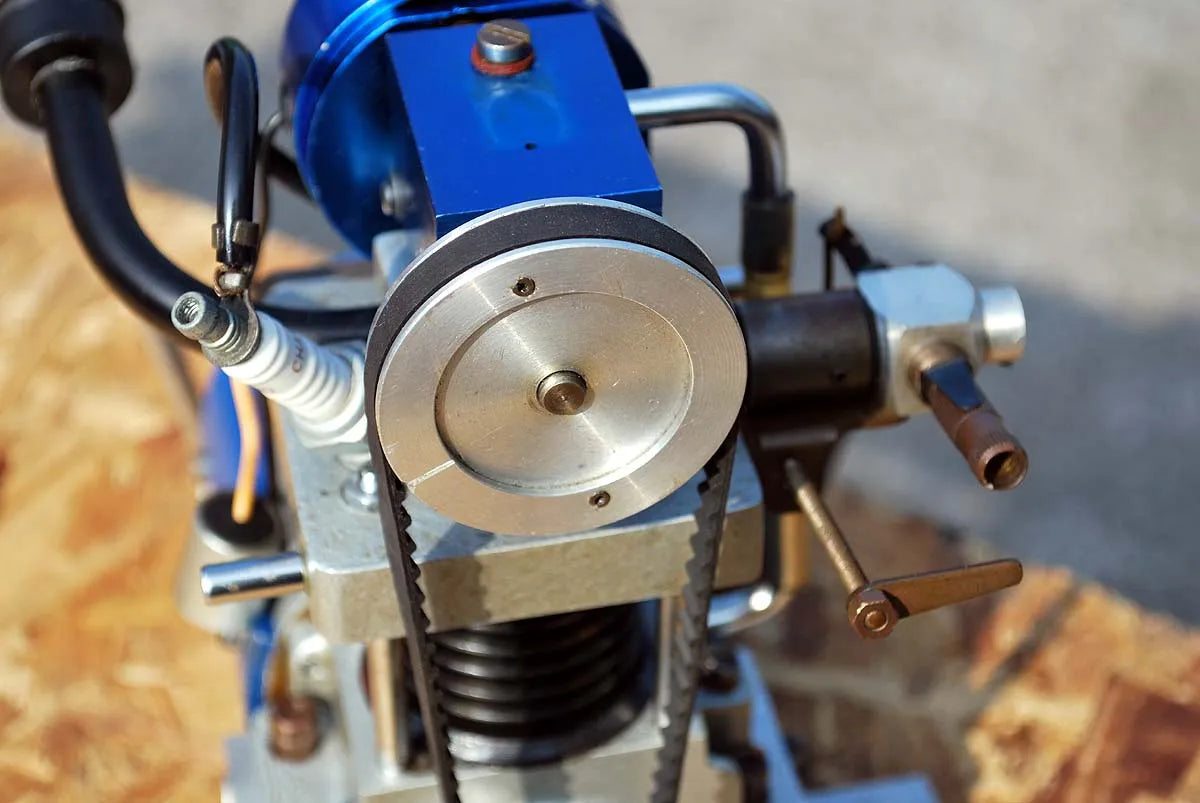 Small OHC IC engine