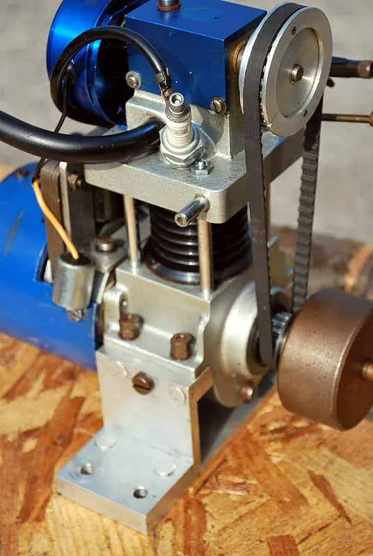 Small OHC IC engine