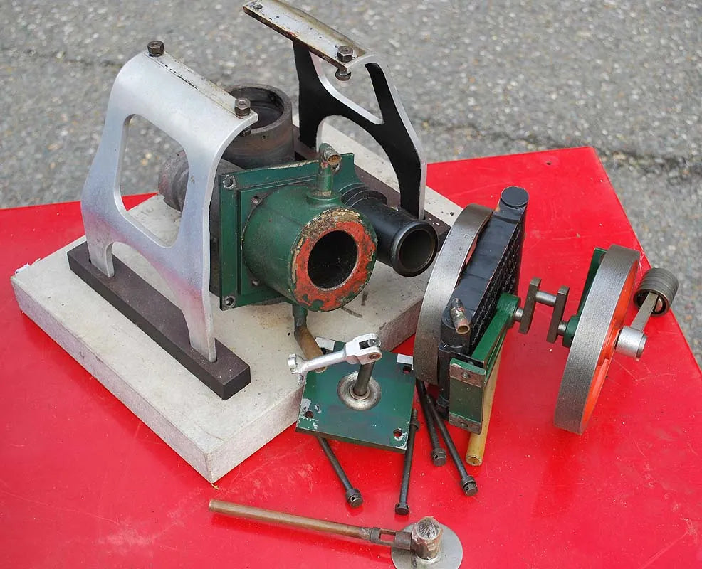 Model Heinrici style hot air engine