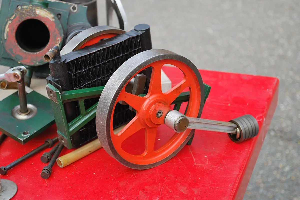 Model Heinrici style hot air engine
