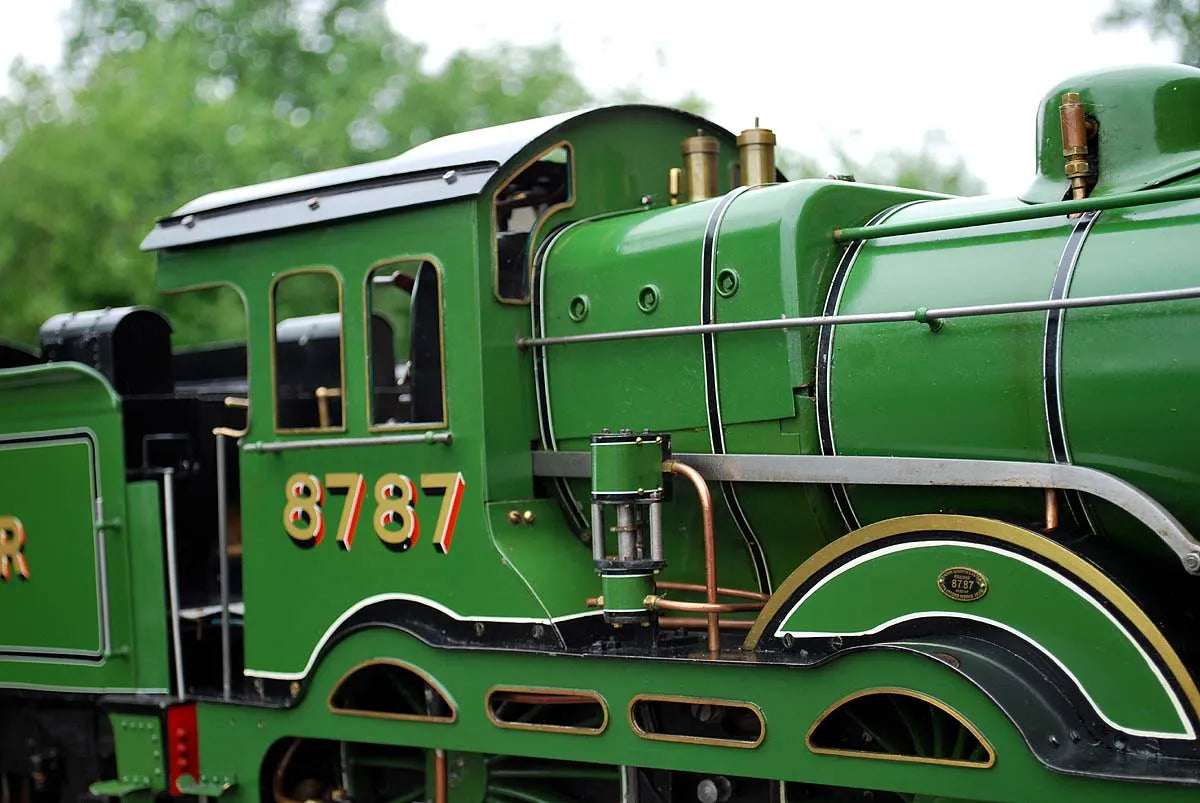 5 inch gauge "Claud Hamilton" 4-4-0