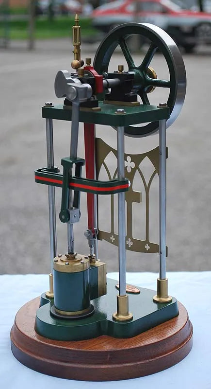 Cotswold Heritage "Ariel" vertical engine