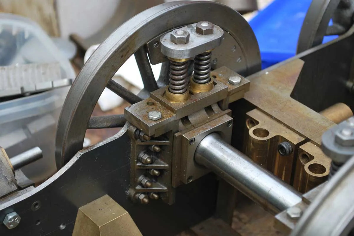 7 1/4 inch gauge part-built GWR 15xx