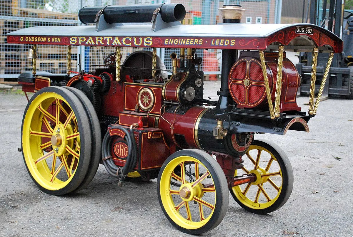 4 inch scale Burrell SCC Showmans engine